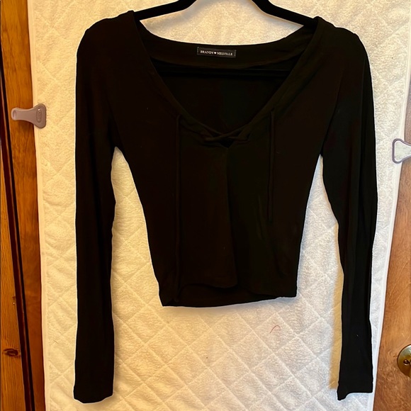 Brandy Melville black v-neck lace-up long sleeve top - Picture 8 of 8